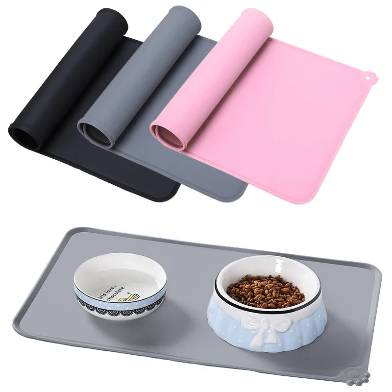 Silicone Dog Mat Non-Stick Pet Fountain Tray Cat Bowl Mat Waterproof Food Pad Pet Feeding Drinking Pads Easy Washing Placemat